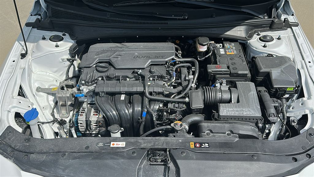 2026 Hyundai Elantra SE - 2