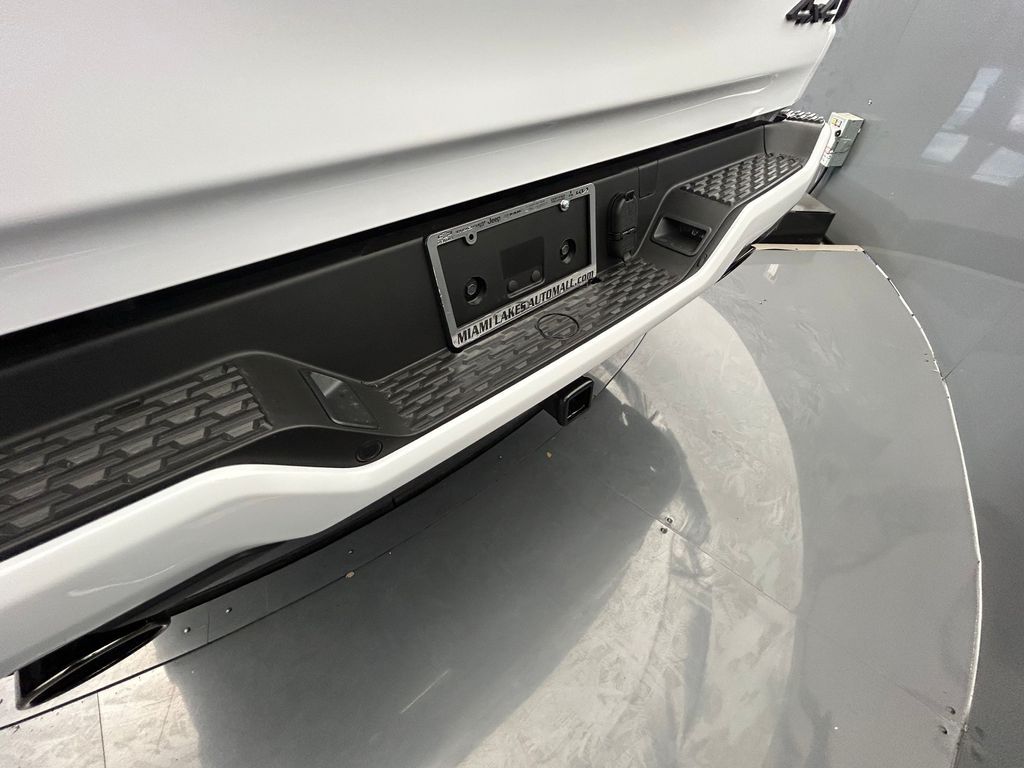 New 2026 Bright White Clearcoat Ram Laramie image 39