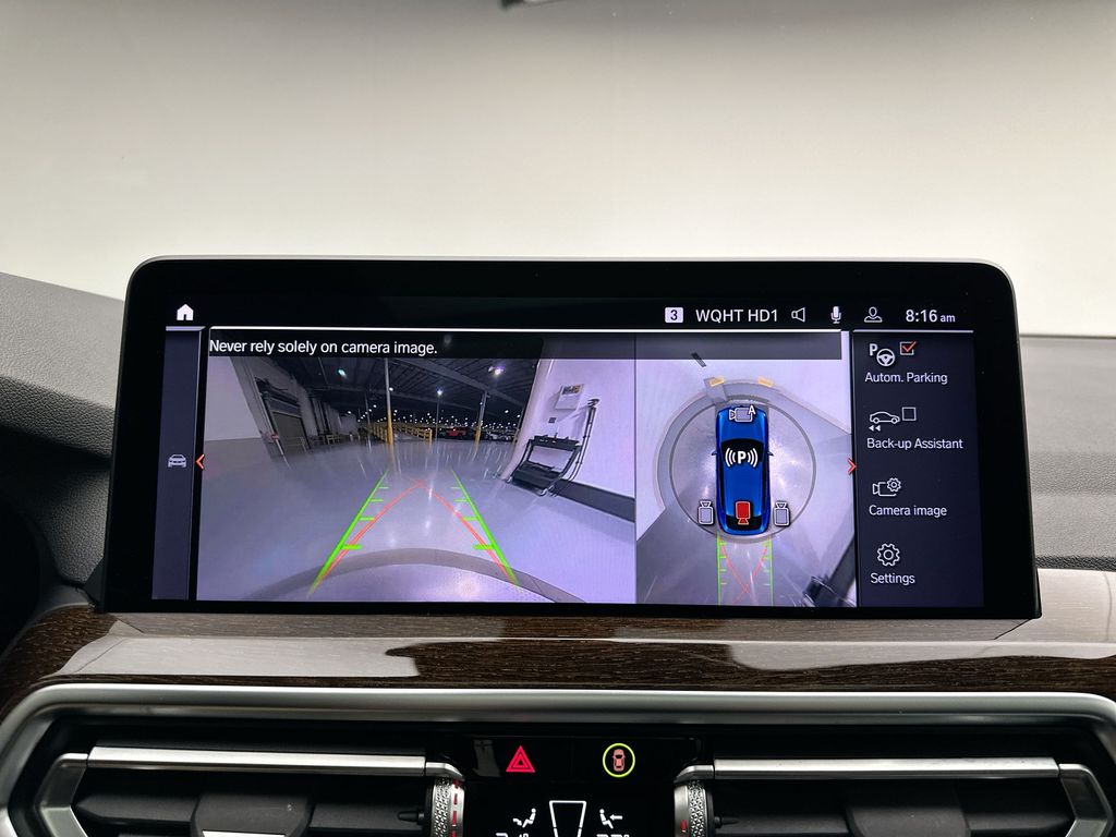 Thumbnail: 2025 BMW X4 - 16