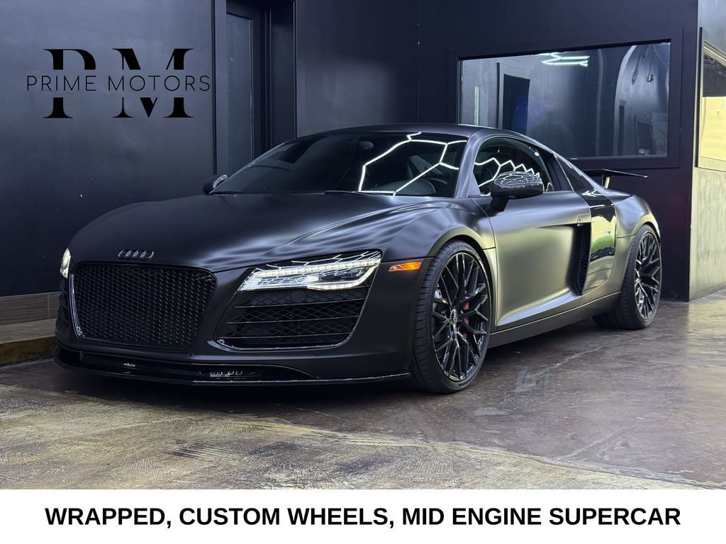 2015 Audi R8 quattro V8 Coupe AWD
