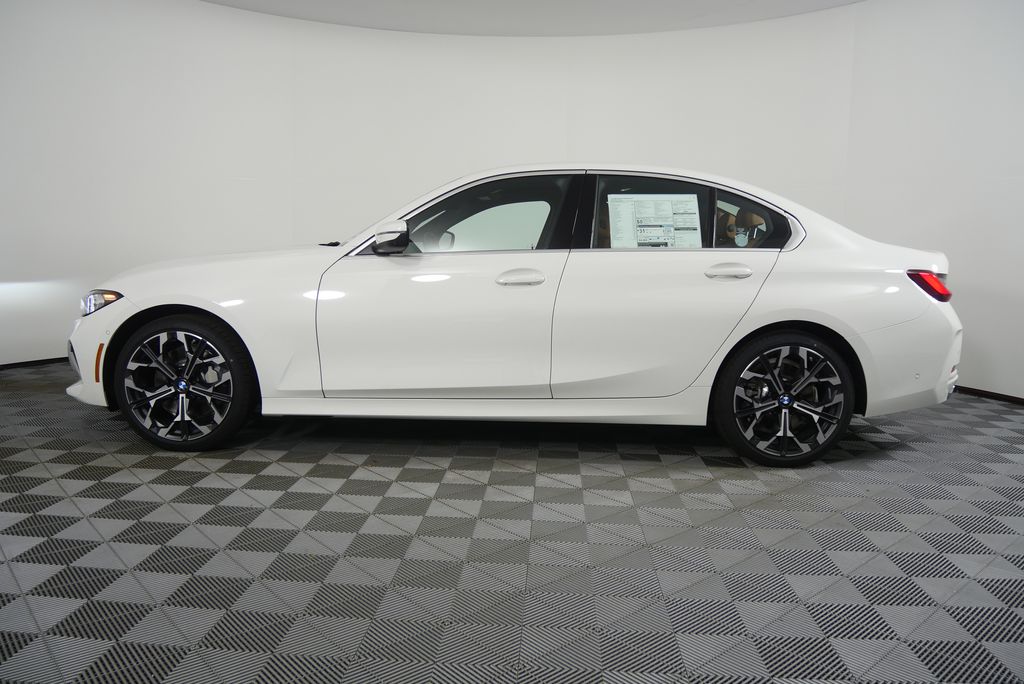 Thumbnail: 2026 BMW 3 Series - 6