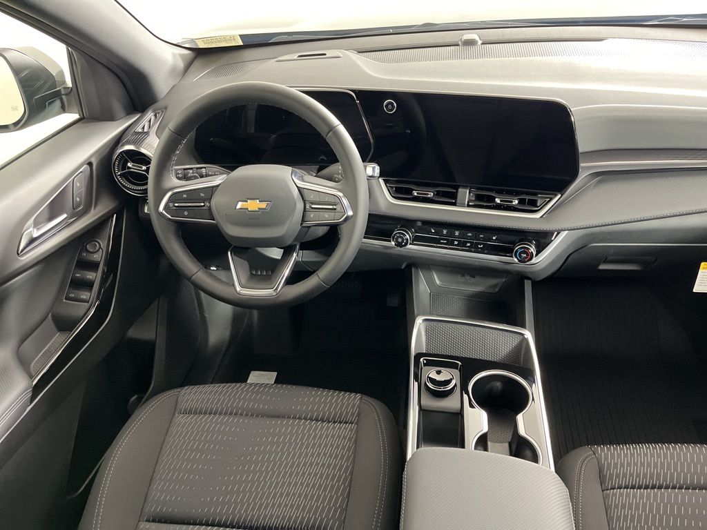 Thumbnail: 2026 Chevrolet Equinox - 12