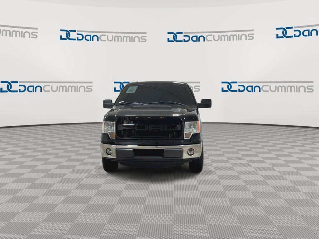 View vehicle photo 3