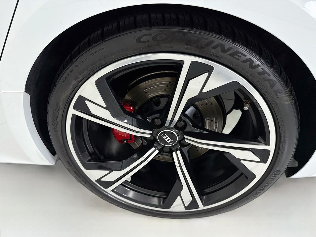 Thumbnail: 2022 Audi RS 5 - 30