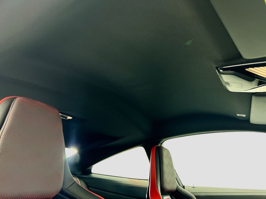 Thumbnail: 2025 BMW M4 - 17