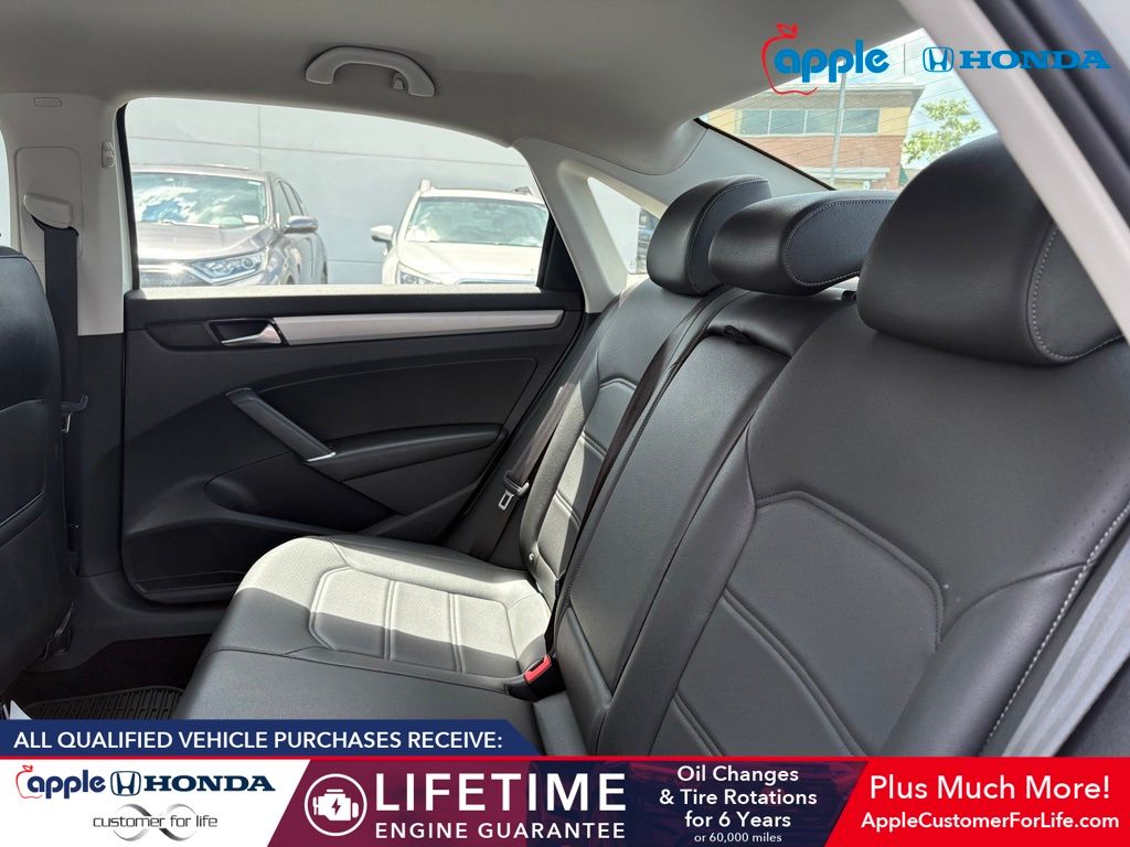 2020 Volkswagen Passat 2.0T SE