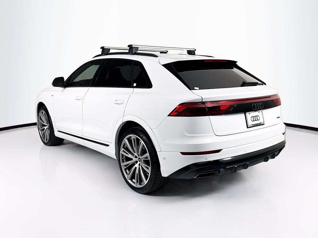 Thumbnail: 2026 Audi Q8 - 7