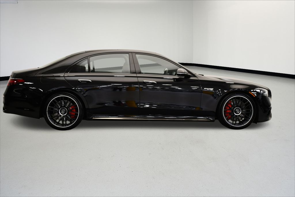 Thumbnail: 2026 Mercedes-Benz S-Class - 5