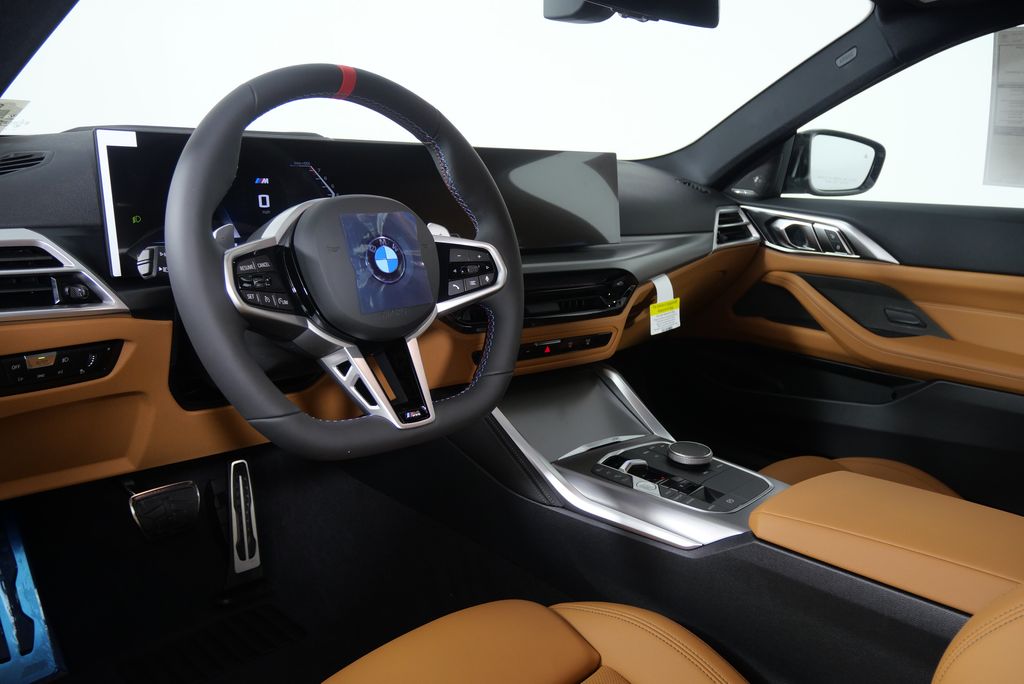 2025 BMW 4 Series M440i 14