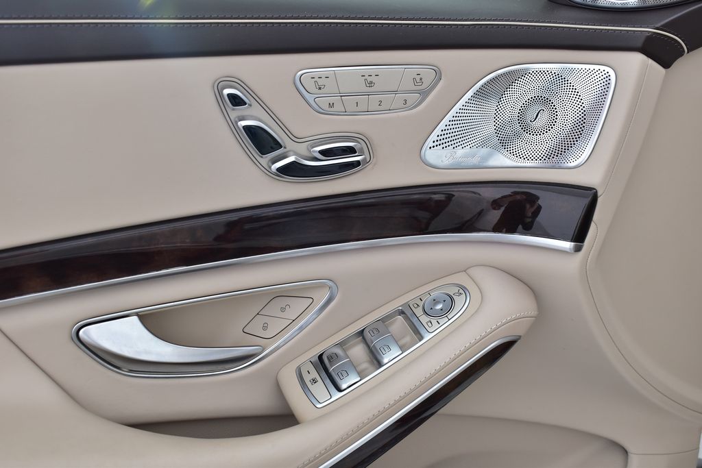 Thumbnail: 2020 Mercedes-Benz S-Class - 13