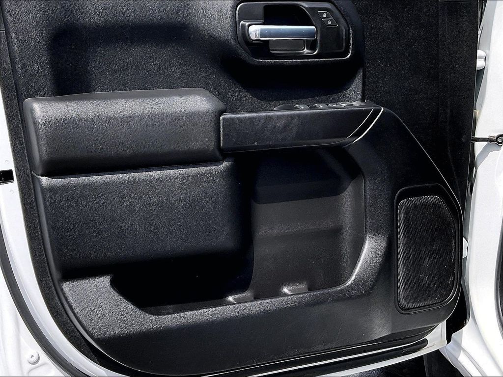 2022 GMC Sierra 1500 — photo 9