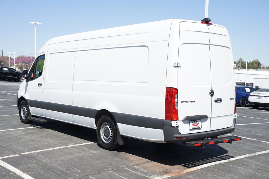 Thumbnail: 2024 Mercedes-Benz Sprinter - 6