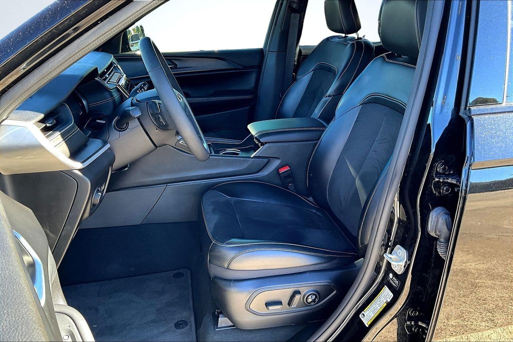 2024 Jeep Grand Cherokee L Altitude X Black at Traditions Chevrolet