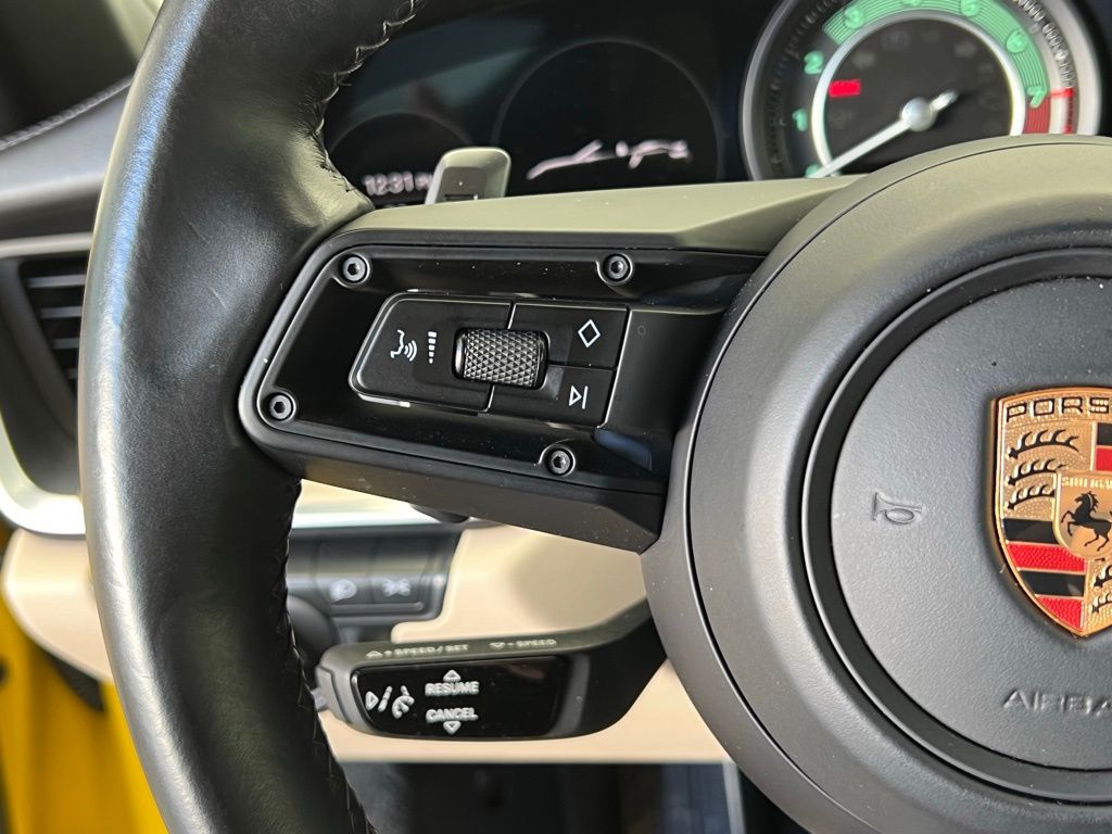 Thumbnail: 2023 Porsche 911 - 8