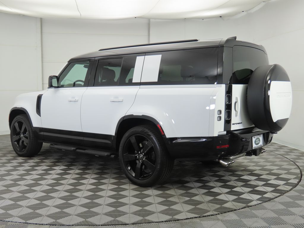 Thumbnail: 2025 Land Rover Defender - 7