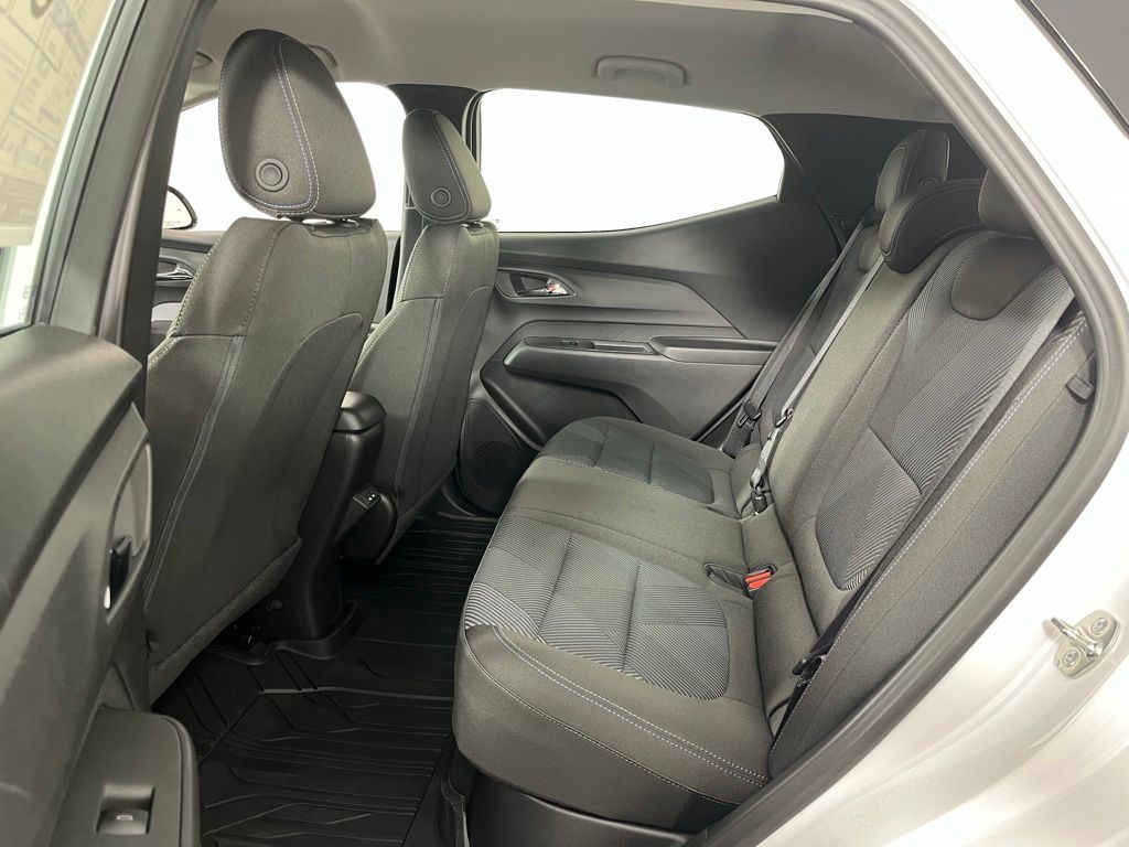 Thumbnail: 2027 Chevrolet Bolt EV - 20