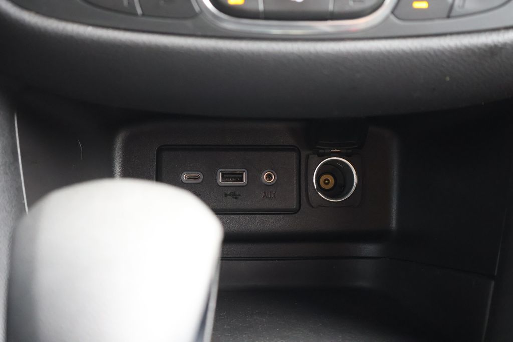 Thumbnail: 2024 Chevrolet Equinox - 22