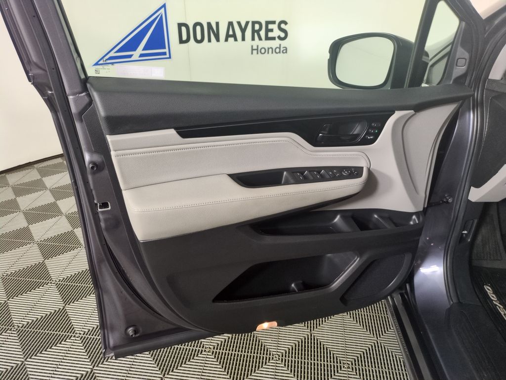 Used 2024 Honda Odyssey Touring For Sale in Fort Wayne, IN