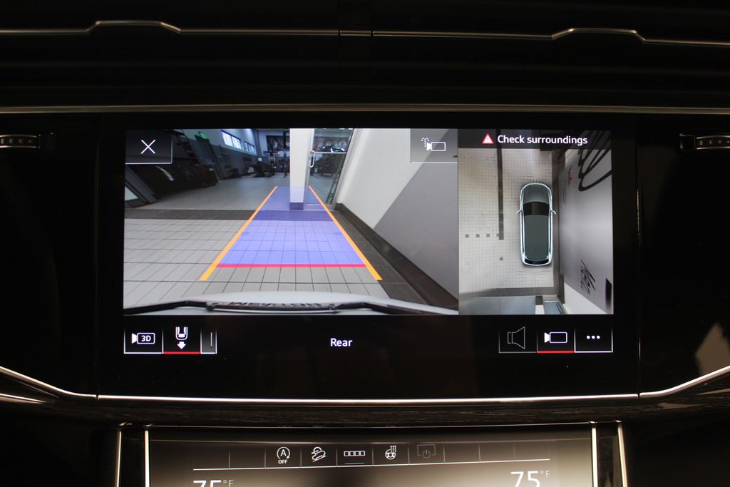 Thumbnail: 2026 Audi Q7 - 25