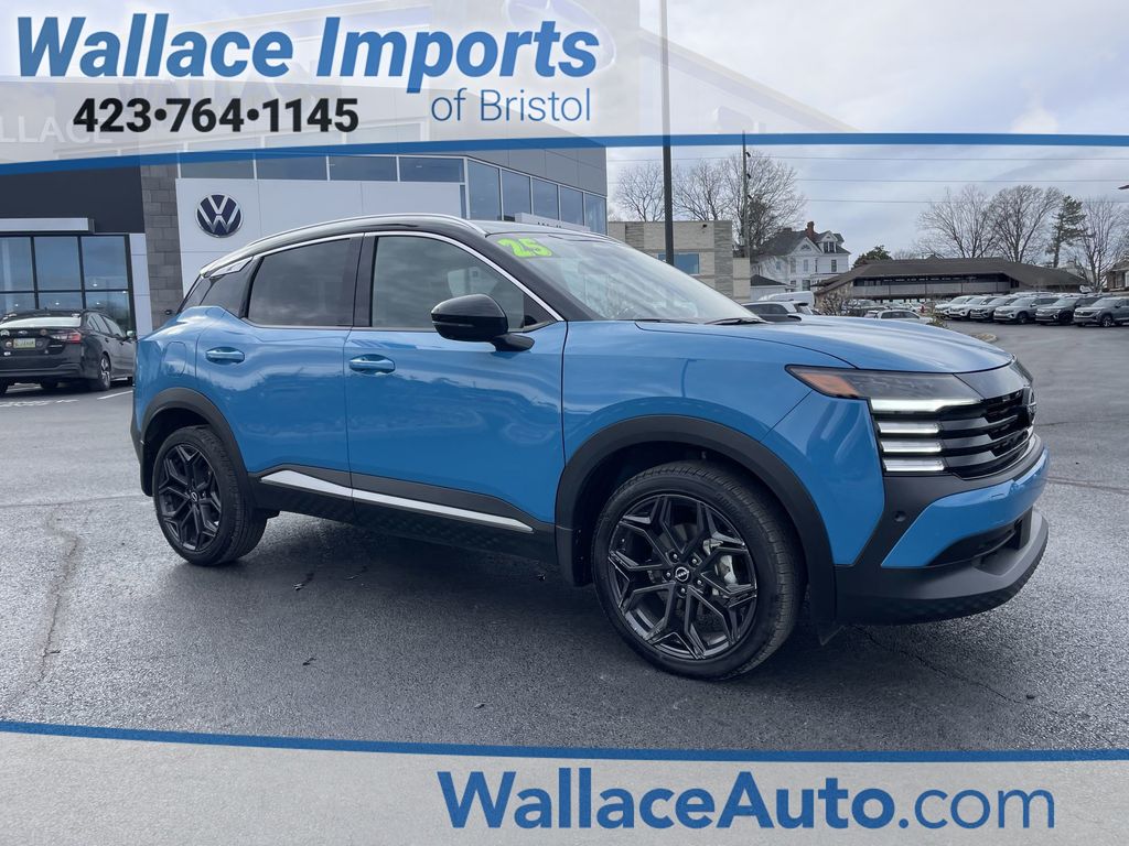 2025 Nissan Kicks SR AWD