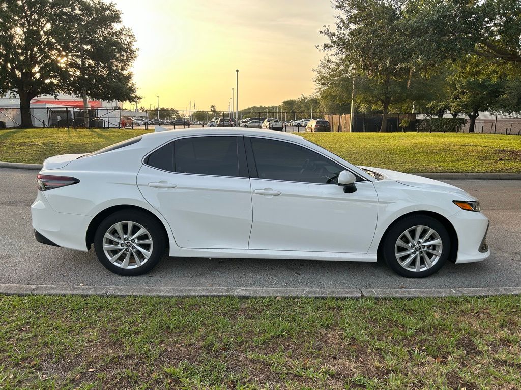 2023 Toyota Camry LE 6