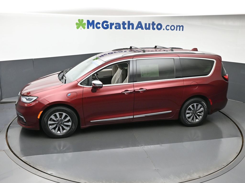 Certified Used 2021 Red Chrysler Limited image 16