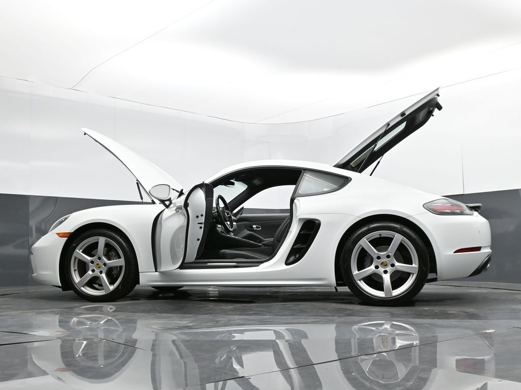 2018 Porsche 718 Cayman 