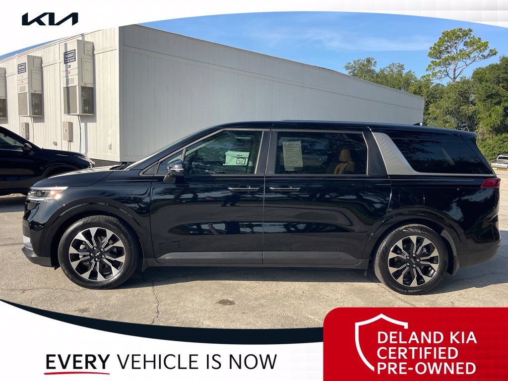 Used 2024 Kia Carnival Van