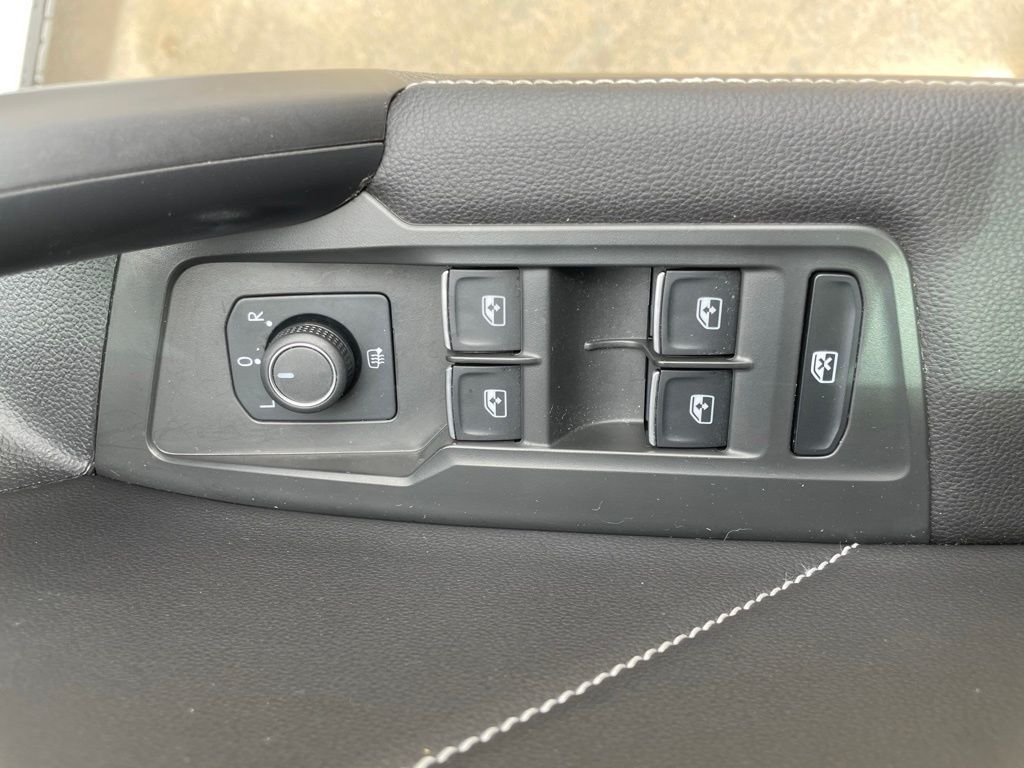 Used Car 2024 Volkswagen Tiguan  2.0t Se For Sale Under $30,000 In Georgetown, Texas