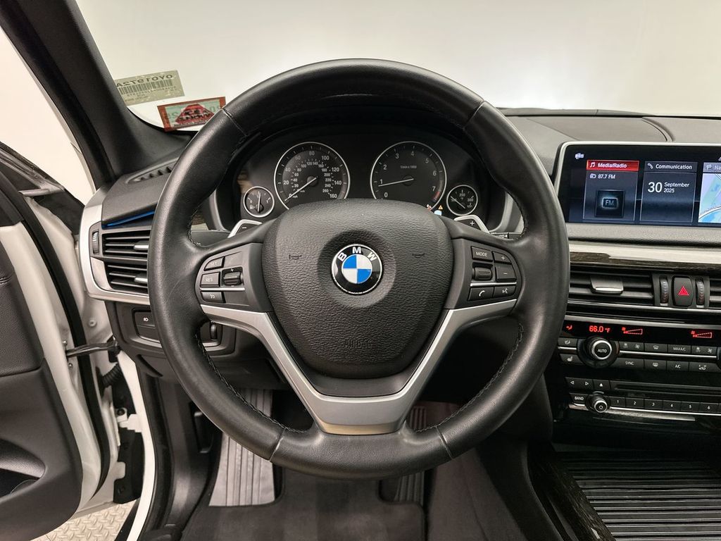 Thumbnail: 2018 BMW X5 - 18