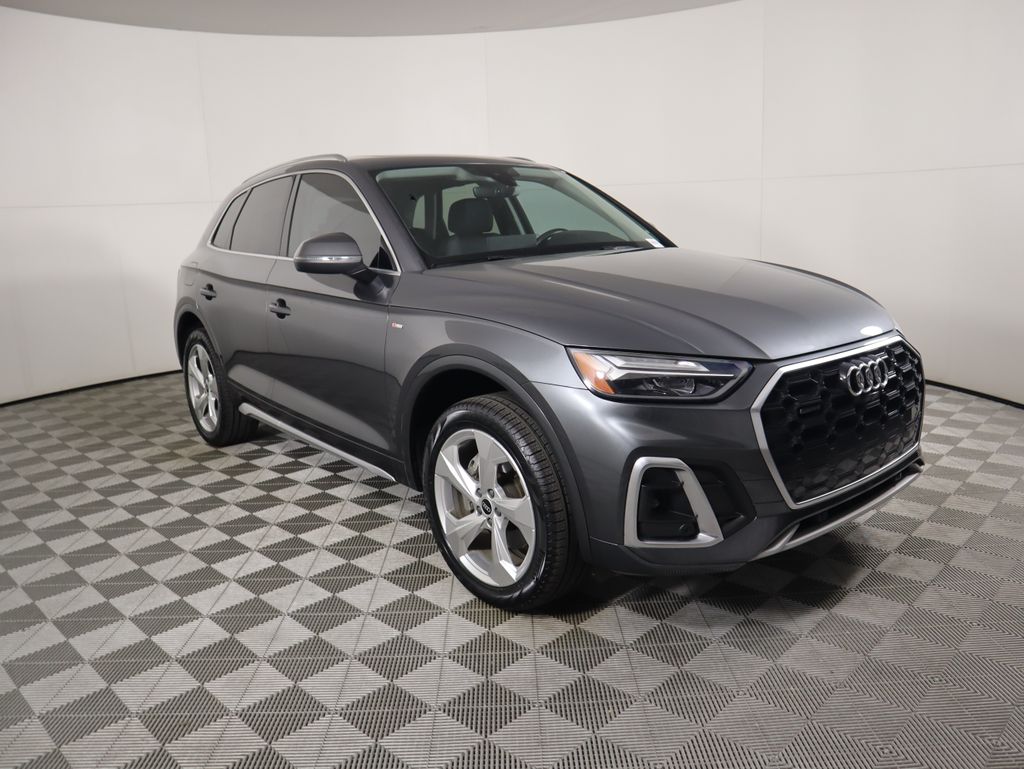 Thumbnail: 2022 Audi Q5 - 3
