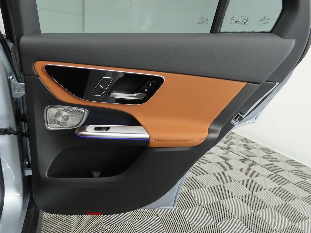 Thumbnail: 2026 Mercedes-Benz GLC - 29