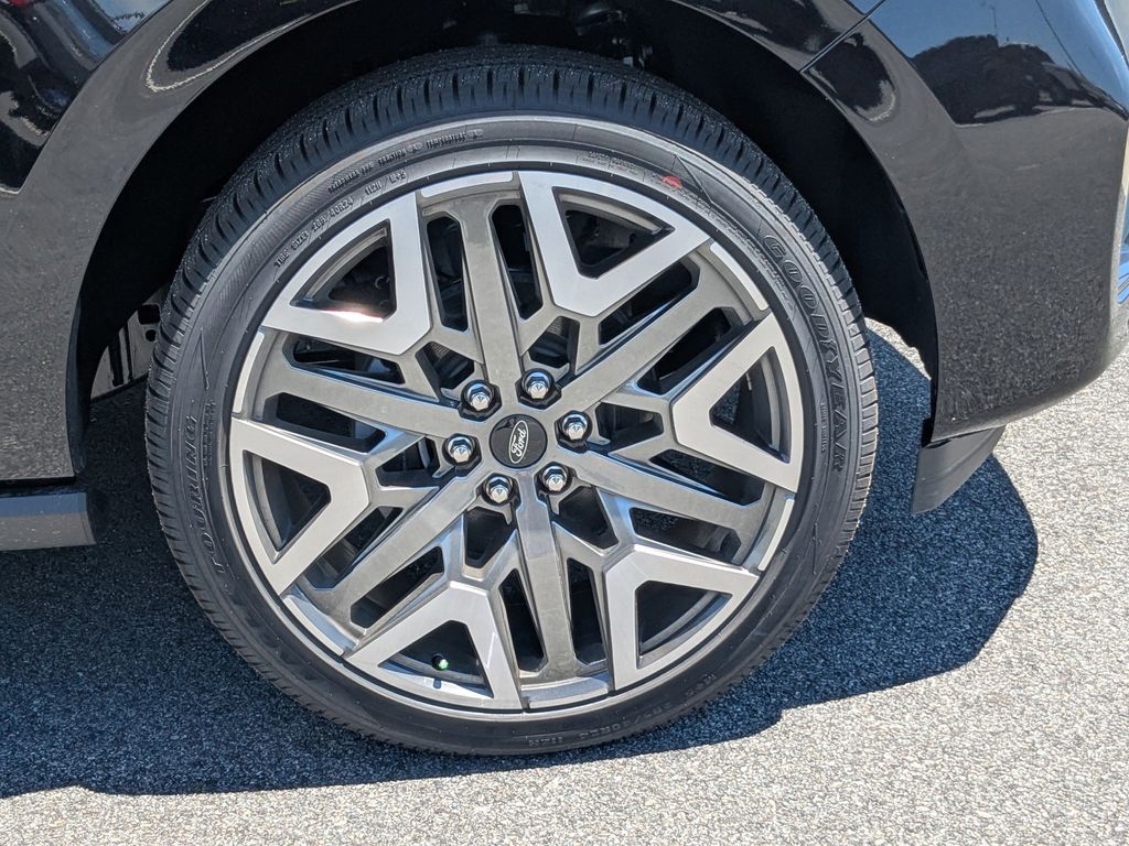 2026 Ford Expedition Max Platinum MAX