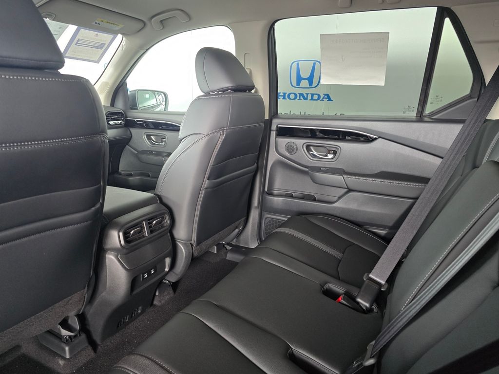 Thumbnail: 2026 Honda Passport - 17