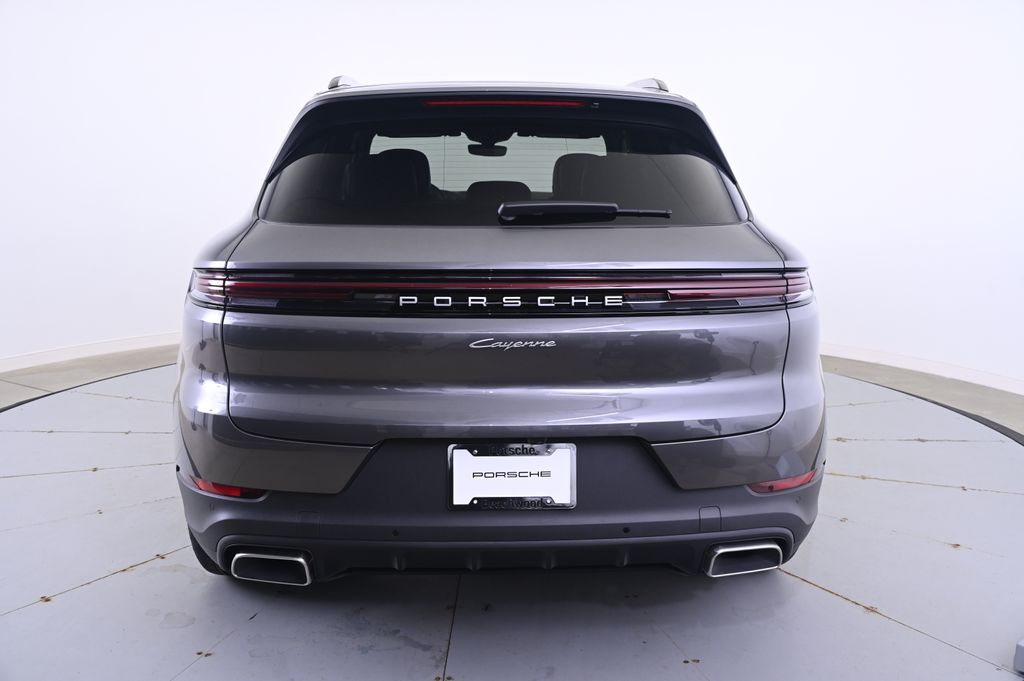 Thumbnail: 2025 Porsche Cayenne - 6
