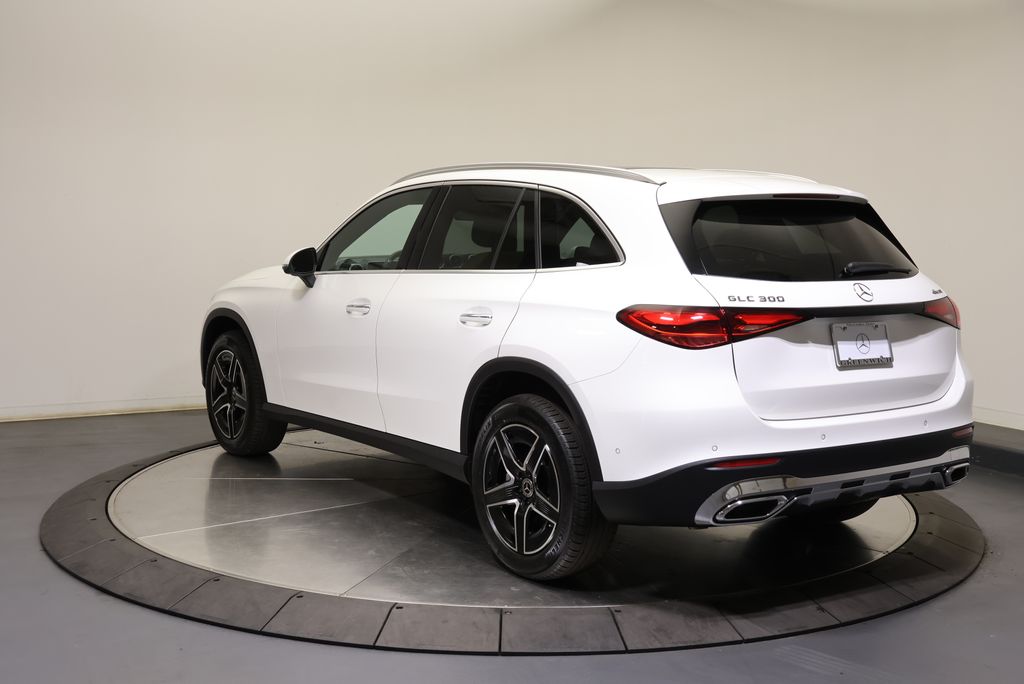 Thumbnail: 2026 Mercedes-Benz GLC - 5