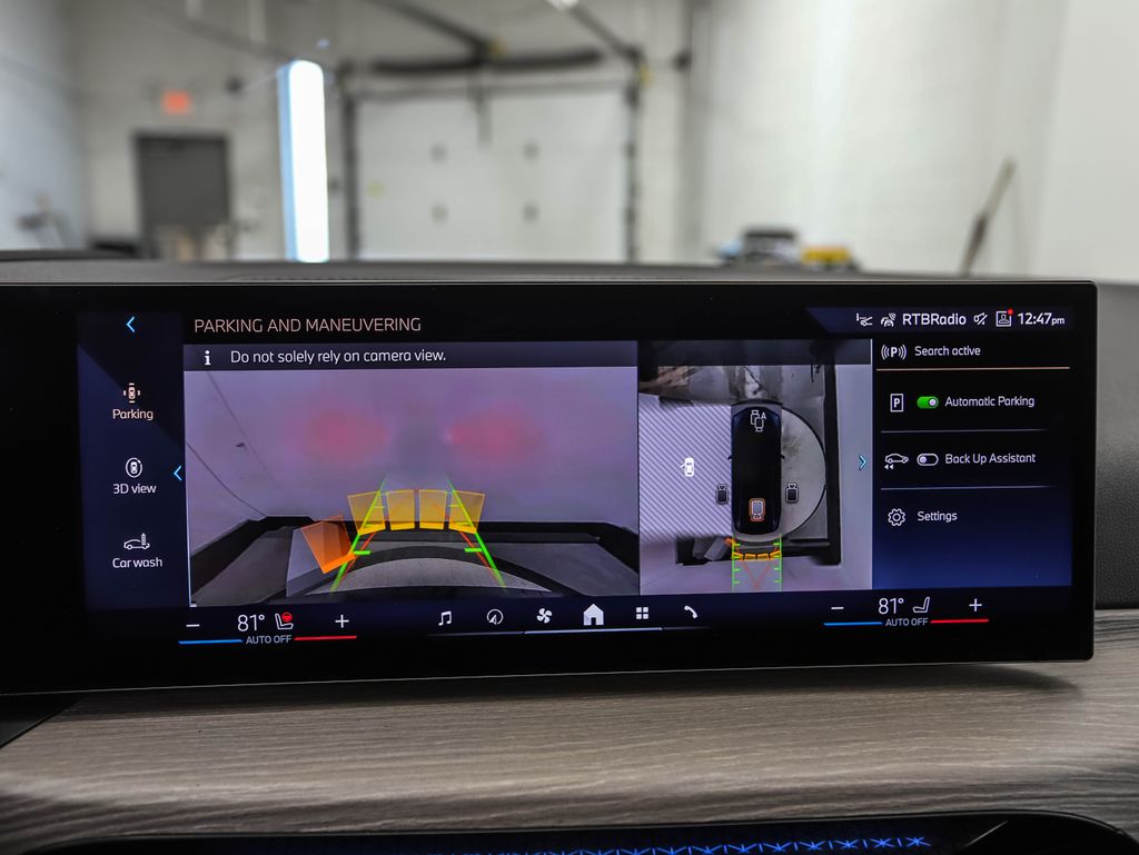 Thumbnail: 2026 BMW i4 - 18