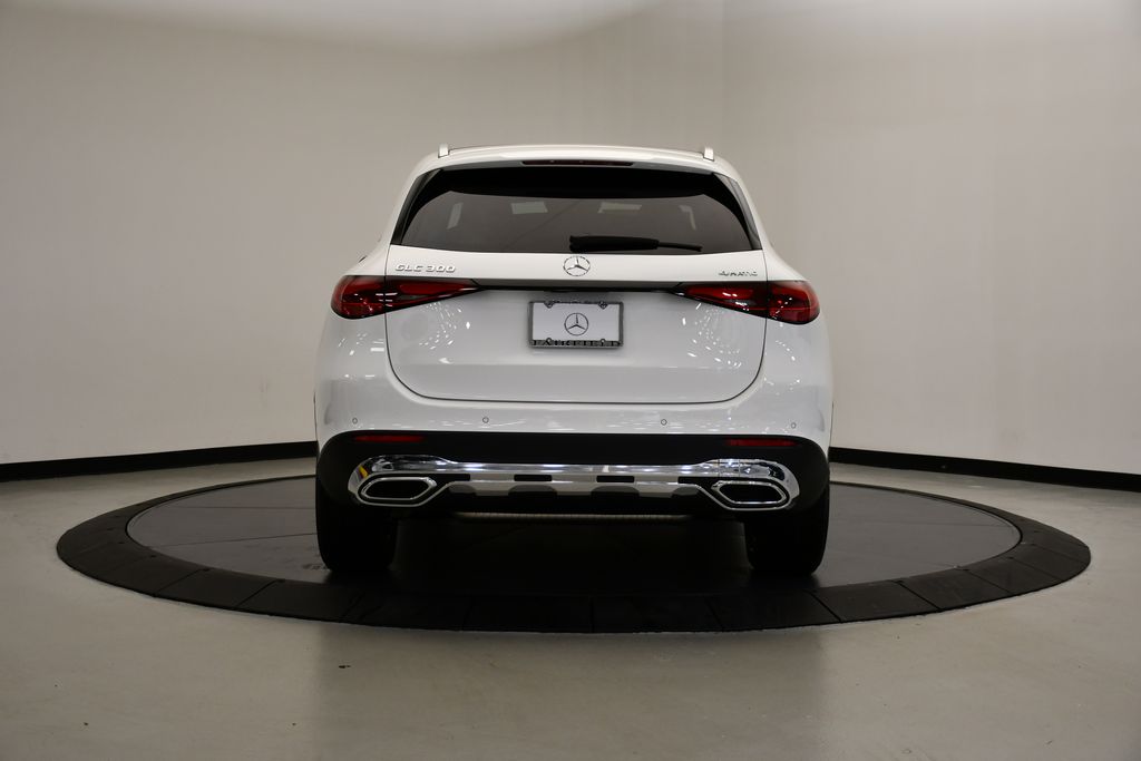 2025 Mercedes-Benz GLC 300 4