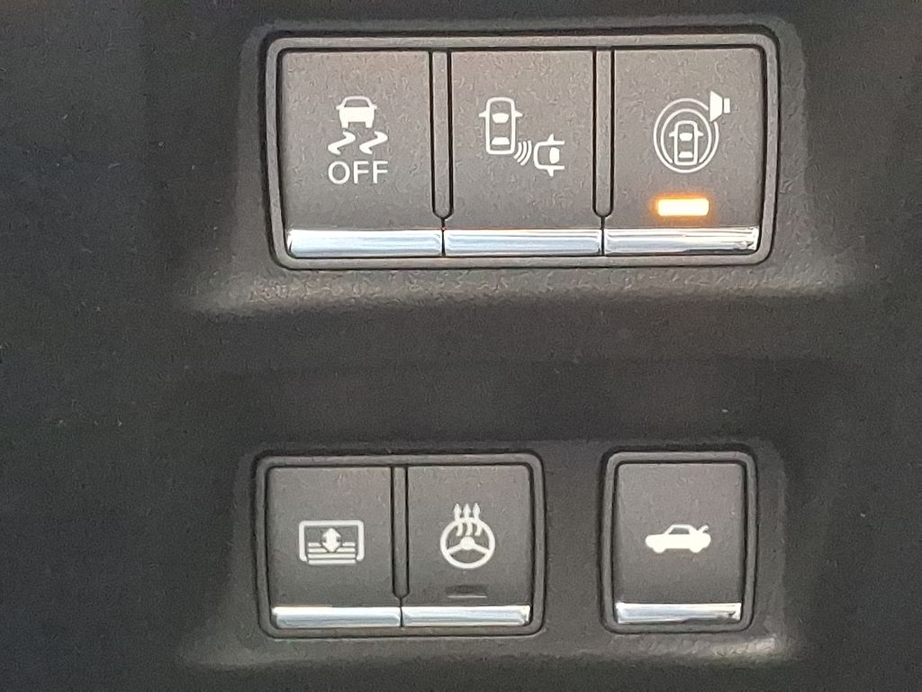 Thumbnail: 2015 INFINITI Q70 - 26