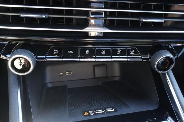 Thumbnail: 2026 Chevrolet Traverse - 28