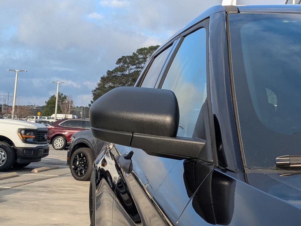 2025 Ford Police Interceptor Utility 