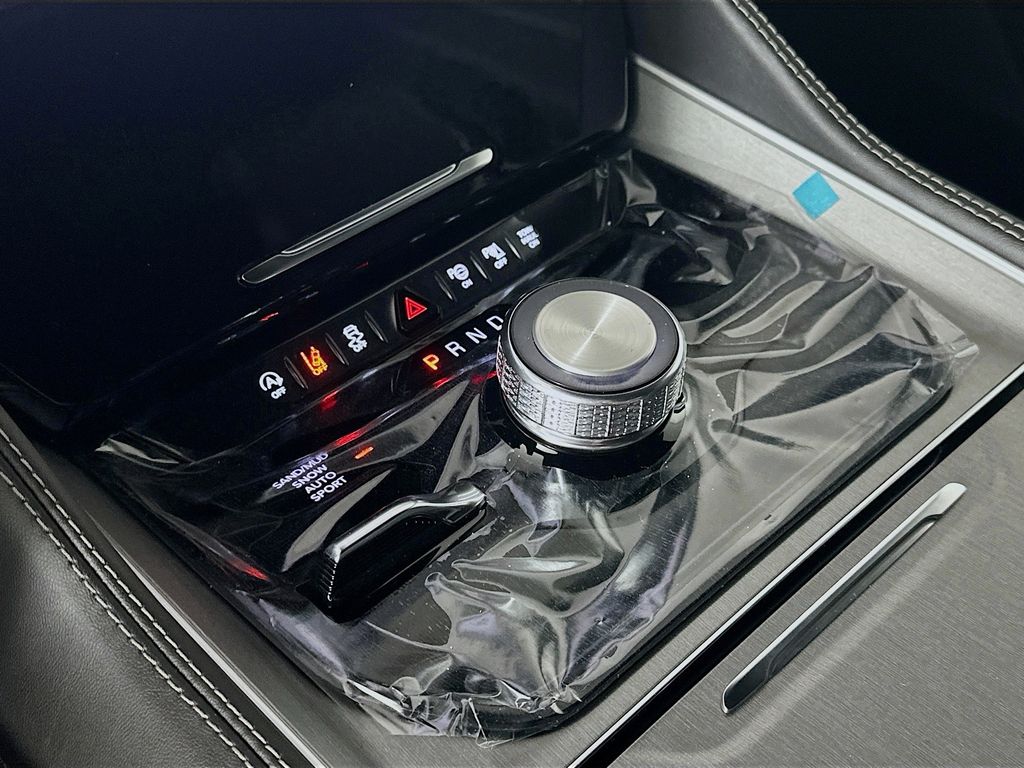 New 2026 Black Jeep  image 12