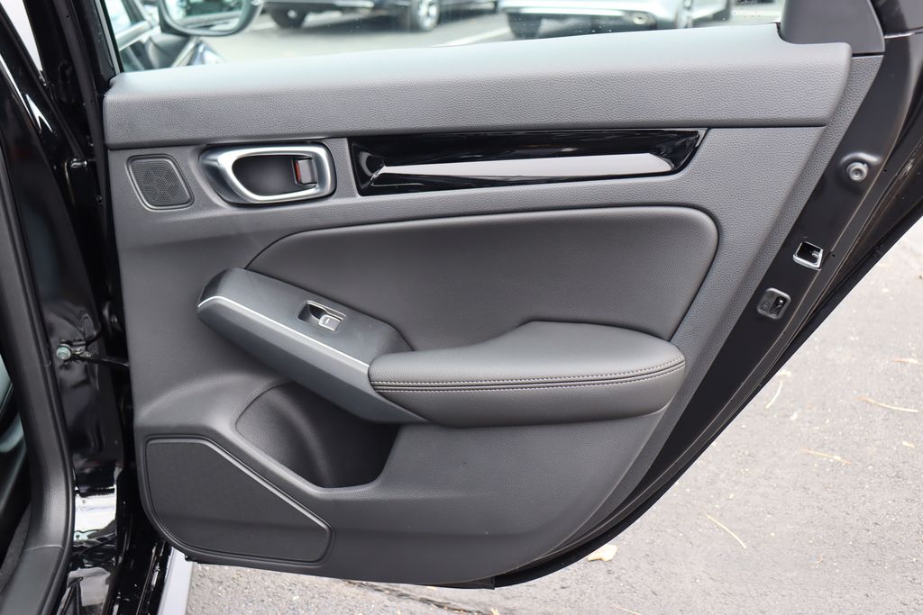 2025 Honda Civic Sport Touring 14