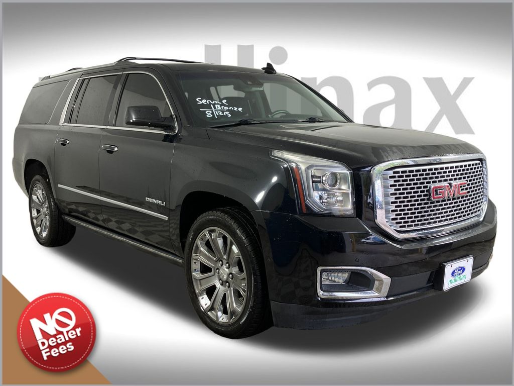 2015 GMC Yukon XL Denali's photo