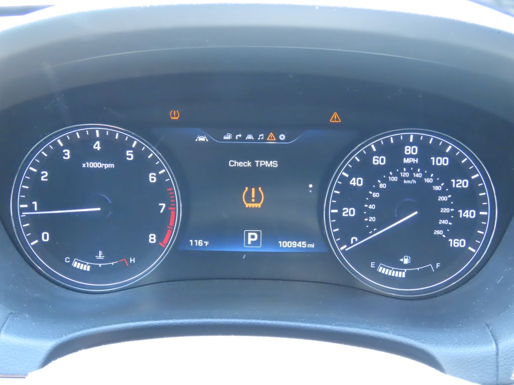 Thumbnail: 2015 Hyundai Genesis - 19