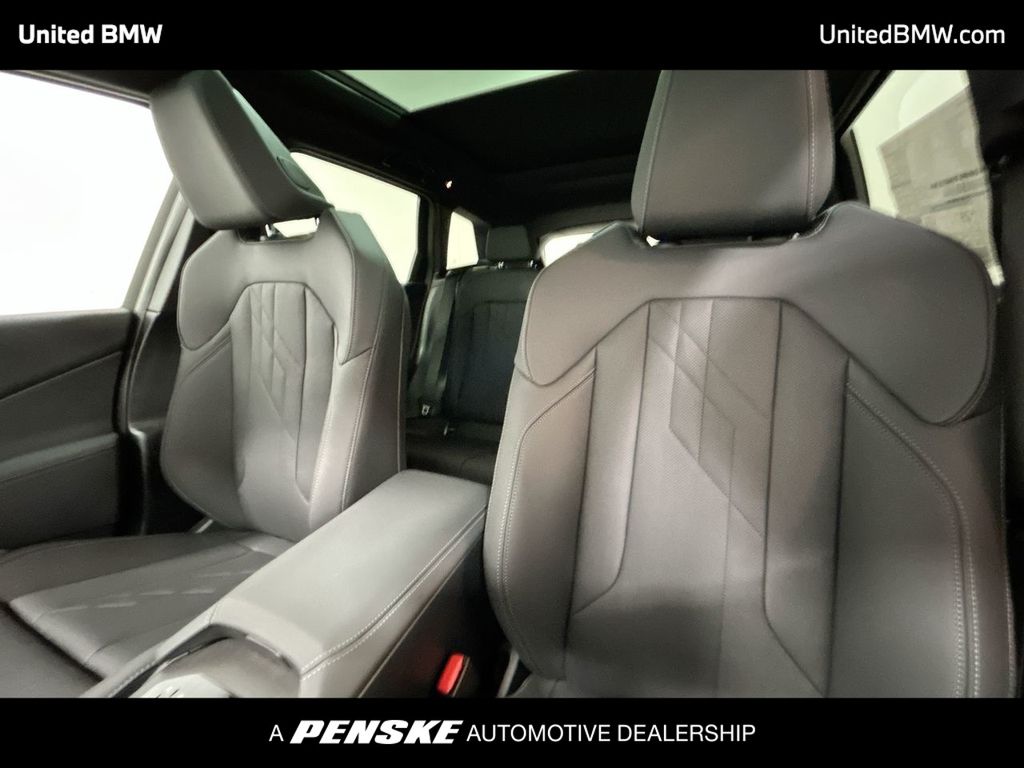 Thumbnail: 2026 BMW X3 - 13