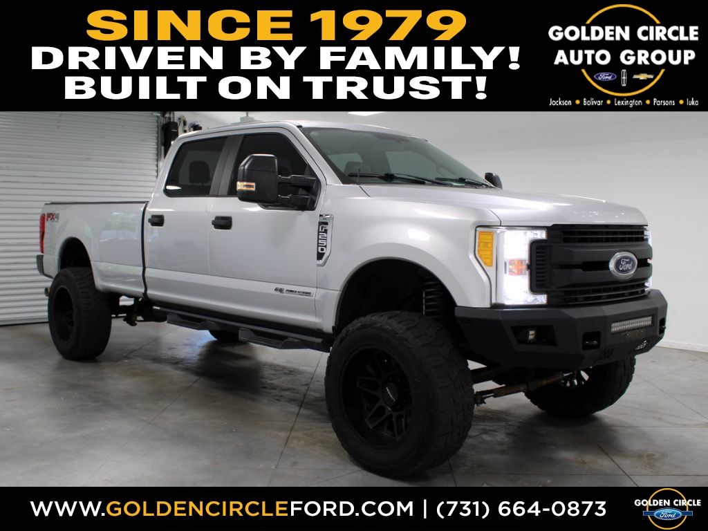 Ingot Silver Metallic 2017 Ford F-250 Super Duty XL Crew Cab 4WD Pickup Truck Four-Wheel Drive 6-Speed Automatic