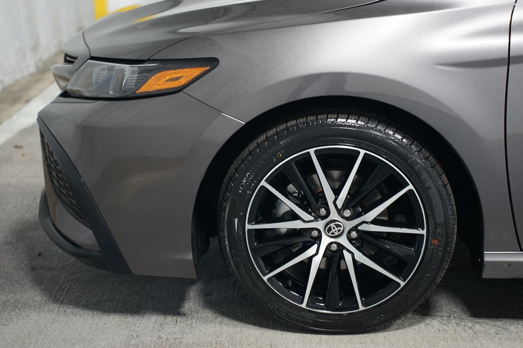 2024 Toyota Camry SE 5
