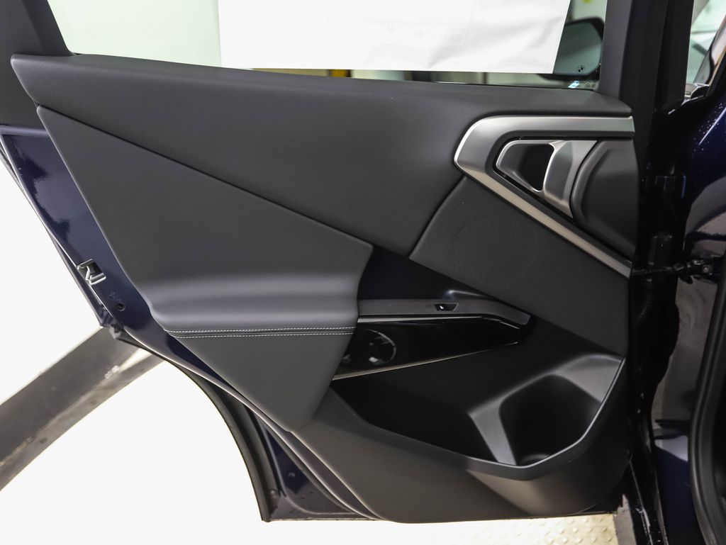 Thumbnail: 2026 BMW X3 - 20