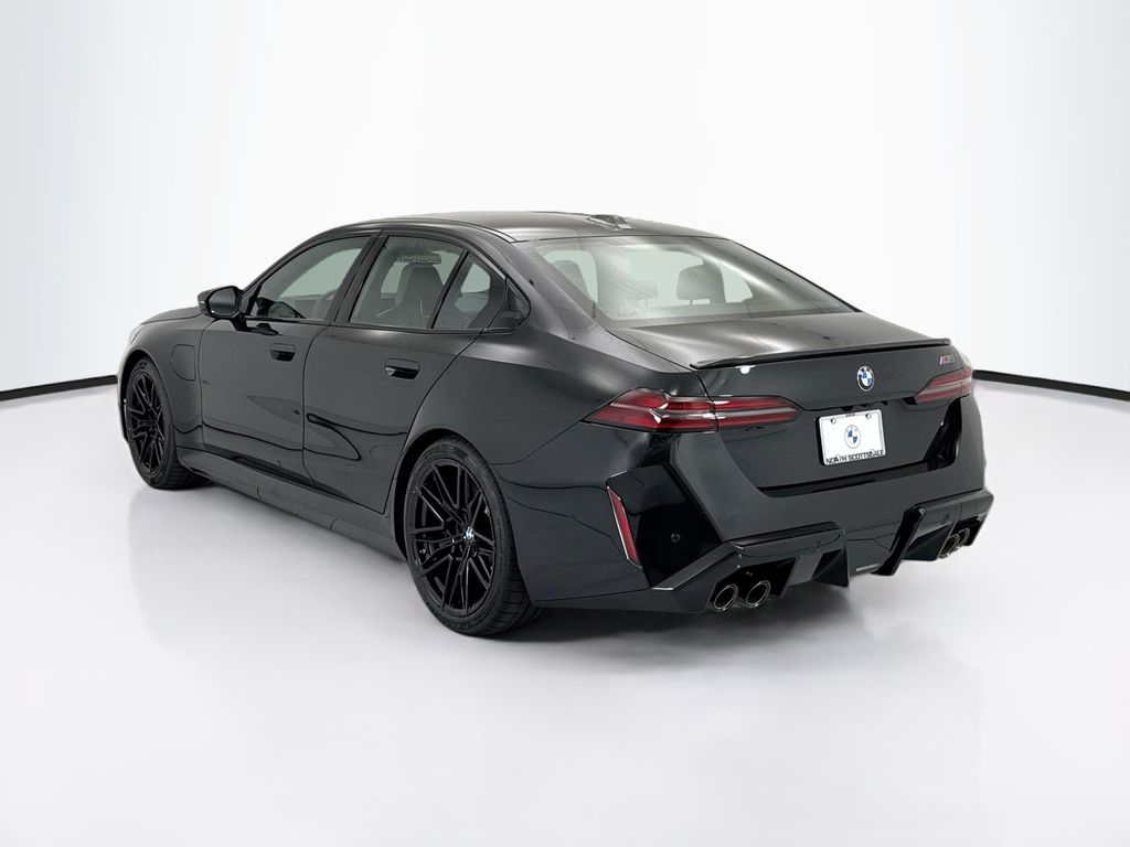 Thumbnail: 2027 BMW M5 - 7